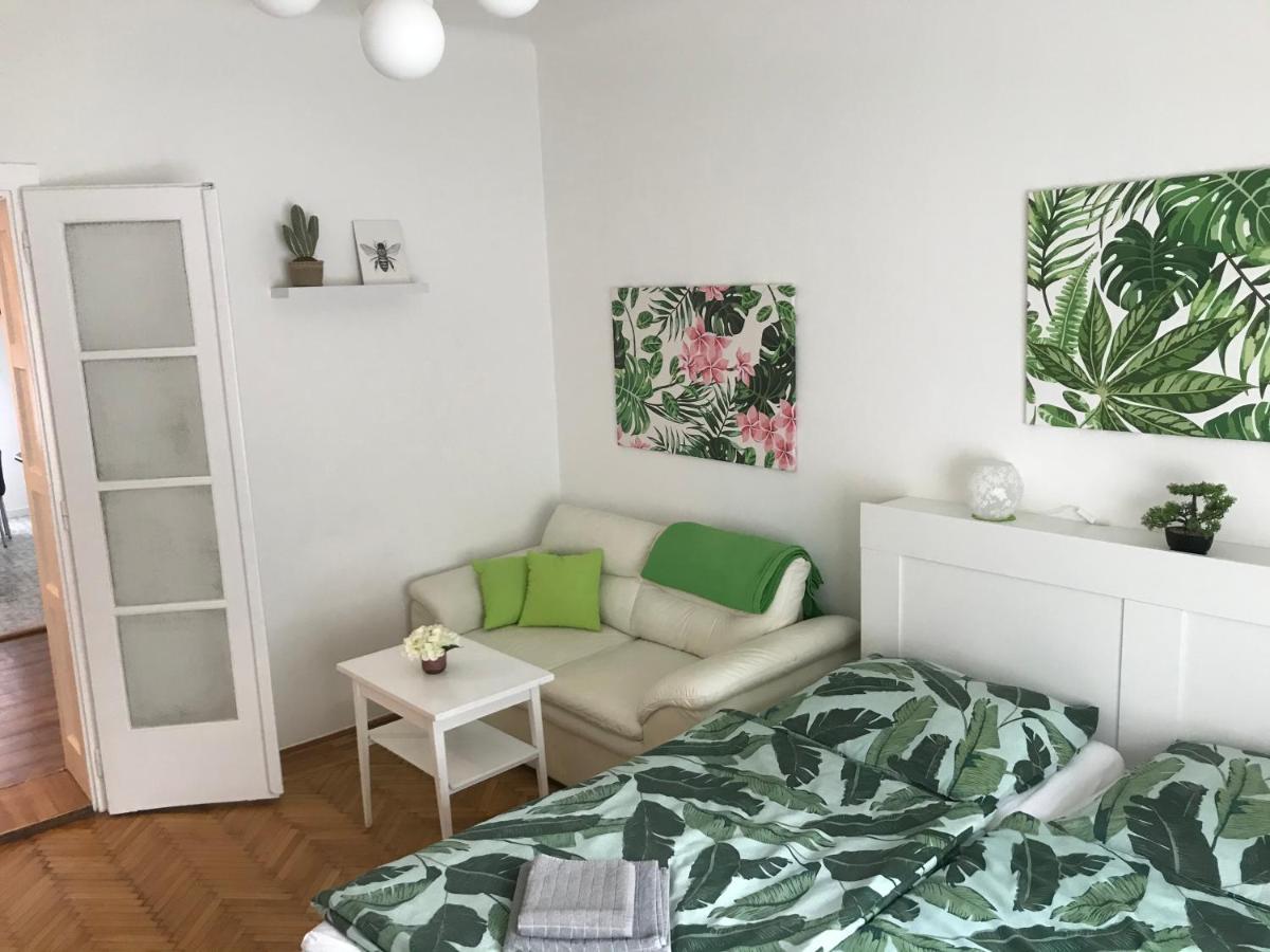 Rosmarinus Apartman Печ Экстерьер фото
